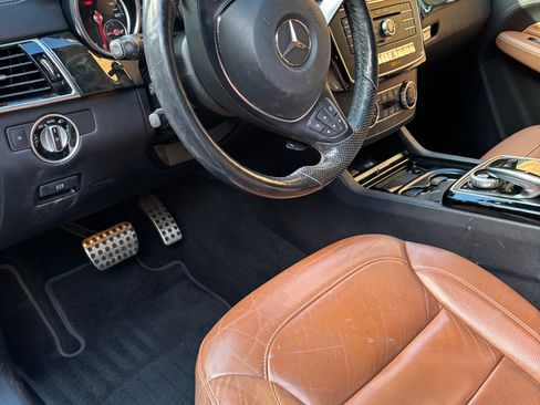 Used 2016 Mercedes-Benz GLE 400 4MATIC image 9