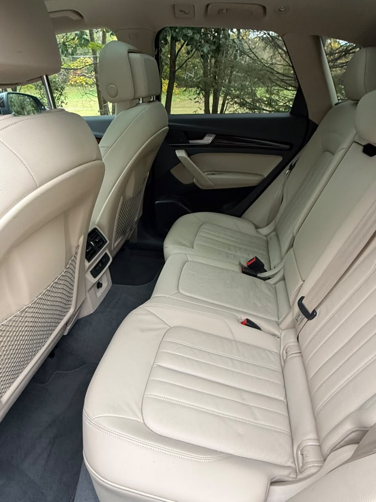 Used 2018 Audi Q5 2.0T Premium Plus w/ Premium Plus Package AWD/4WD image 16