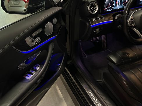 Used 2018 Mercedes-Benz E 400 Cabriolet image 4