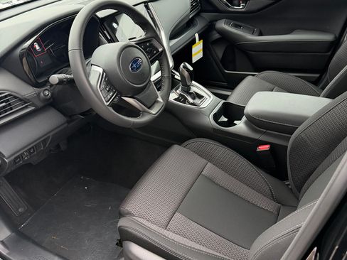 Used 2025 Subaru Outback Premium w/ Popular Package #1A image 6