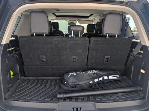 Used 2019 Ford Expedition Platinum RWD image 19