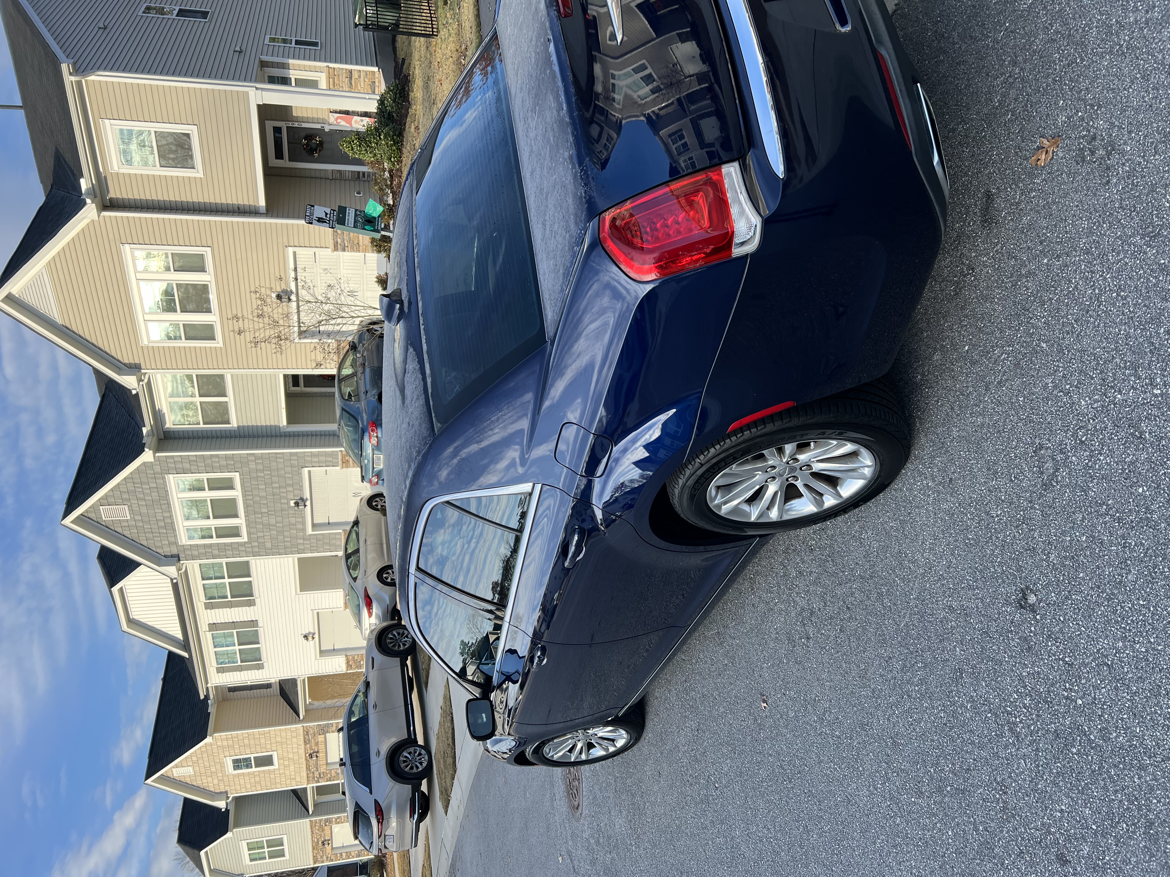 Used 2017 Chrysler 300 Limited RWD image 9