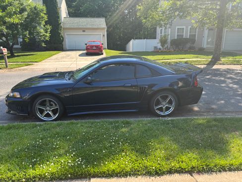 Used 2002 Ford Mustang GT Premium RWD image 1