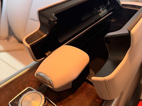 Used 2015 Mercedes-Benz E 350 E 350 4MATIC Sedan 4D image 21