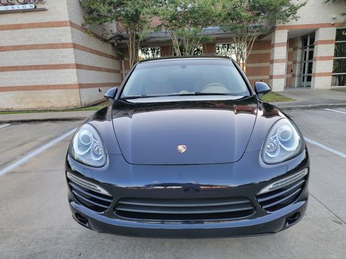 Used 2013 Porsche Cayenne image 2