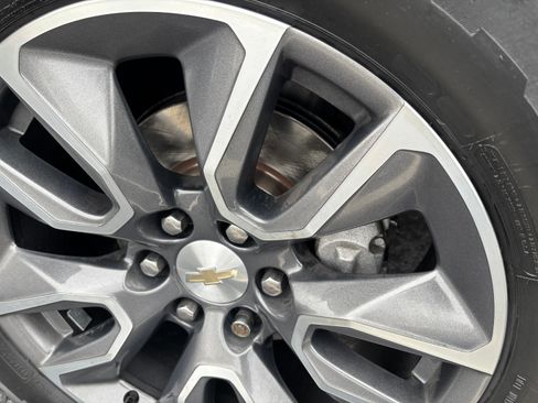 Used 2022 Chevrolet Silverado 1500 LT w/ All Star Edition Plus image 16