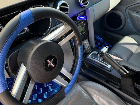 Used 2007 Ford Mustang Premium image 13