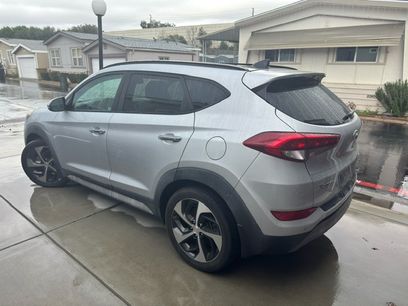 Used 2018 Hyundai Tucson Limited w/ Ultimate Package 02