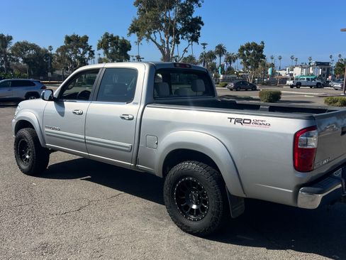 Used 2004 Toyota Tundra SR5 image 2