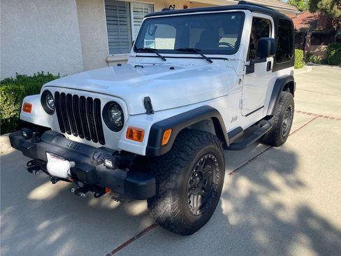 Used 2005 Jeep Wrangler X w/ Tire & Wheel Group (Ecco) image 2