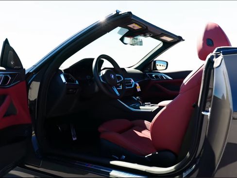 Used 2023 BMW M440i Convertible w/ Premium Package image 6