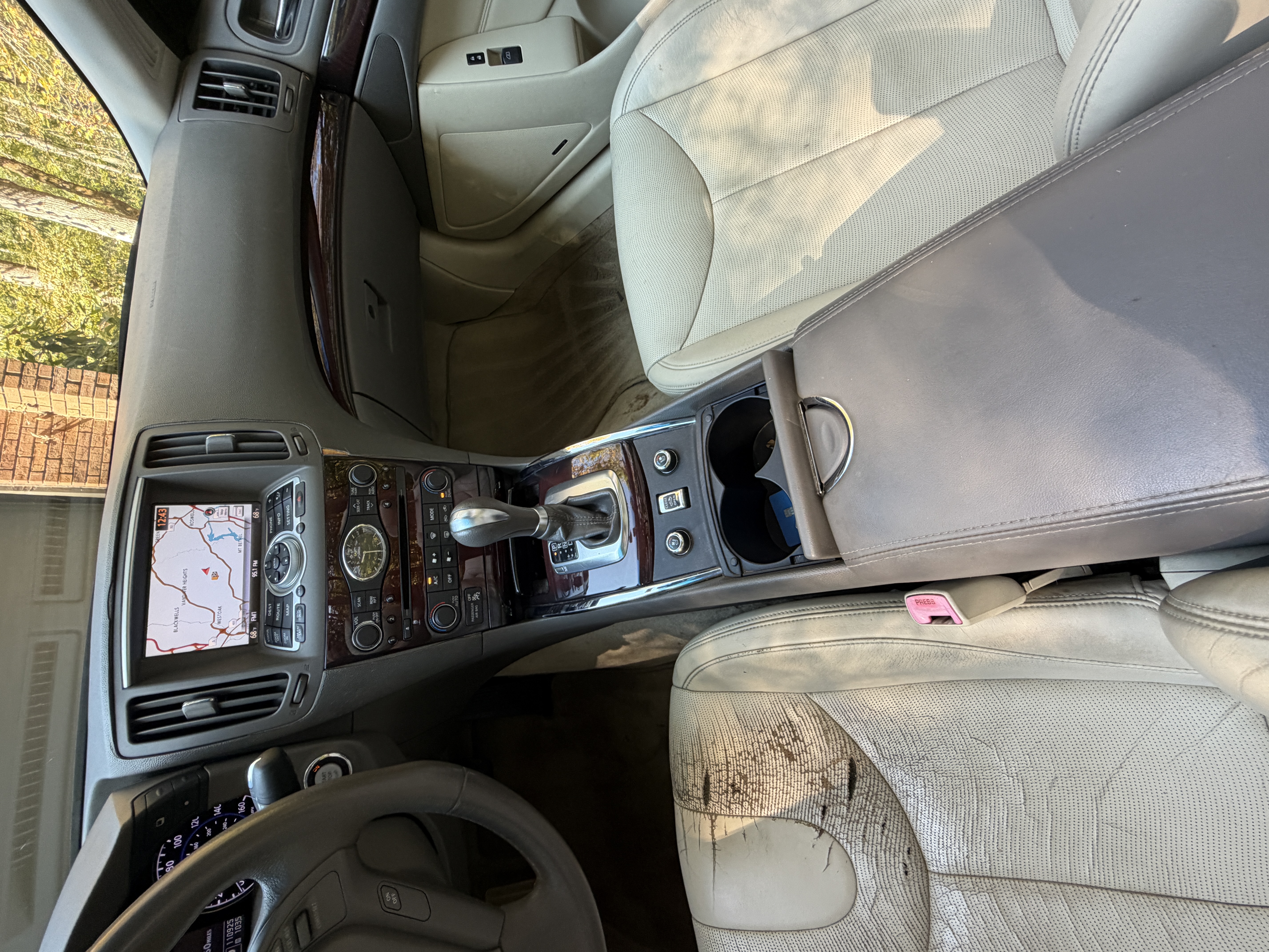 Used 2012 INFINITI G37 Convertible w/ Premium Pkg RWD image 14