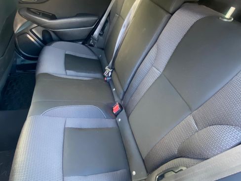 Used 2022 Subaru Outback Premium image 11