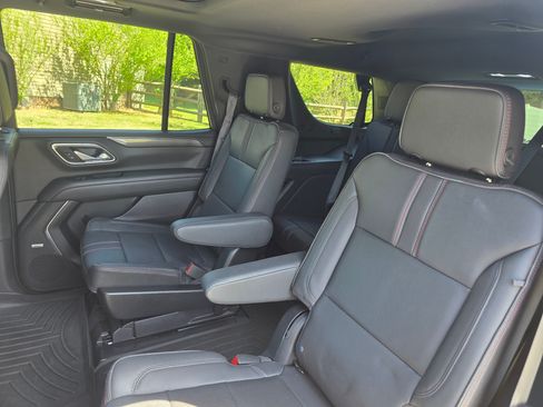 Used 2023 Chevrolet Tahoe RST w/ Sport Performance Package image 9