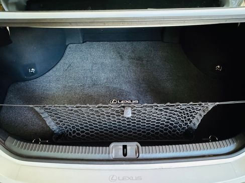 Used 2019 Lexus ES 300h w/ Accessory Package 2 FWD image 17