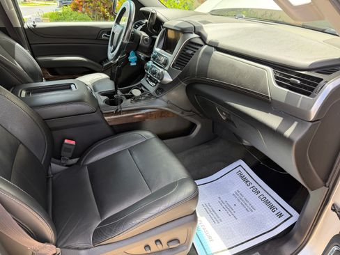Used 2015 Chevrolet Tahoe LT AWD/4WD image 10