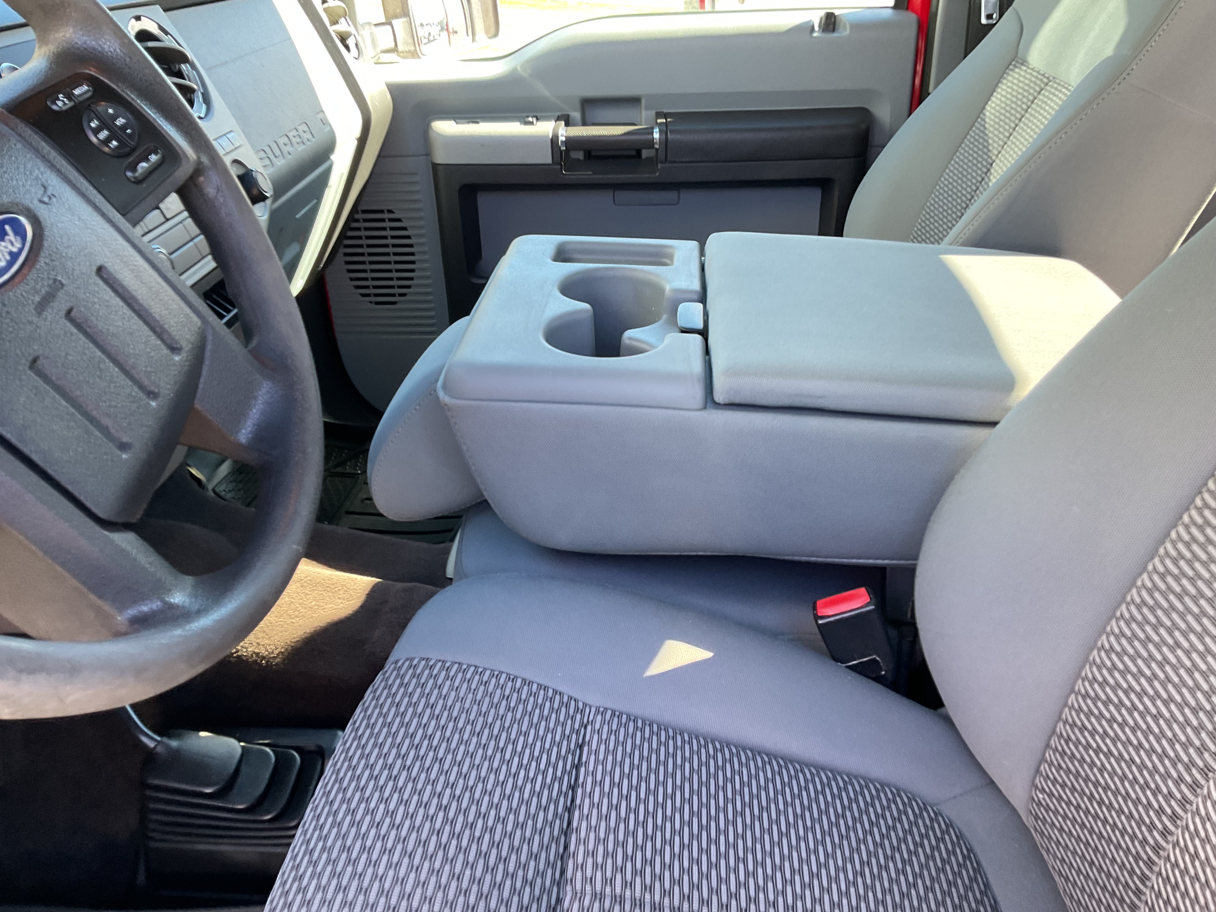 Used 2013 Ford F250 XLT AWD/4WD image 13