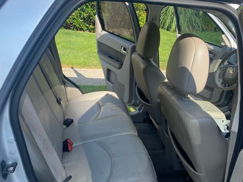 Used 2010 Mercury Mariner 2WD Hybrid image 6