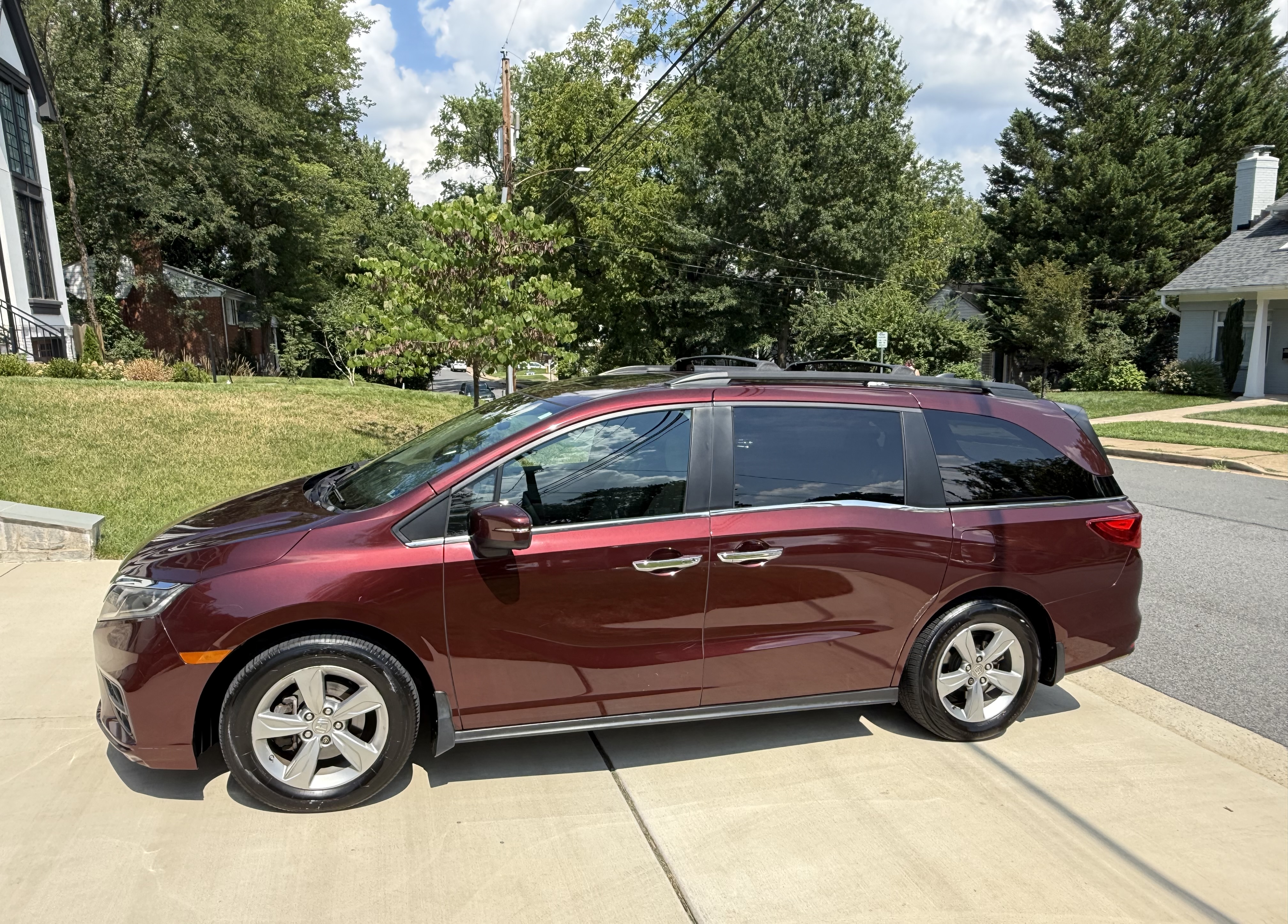Used 2018 Honda Odyssey EX-L image 2