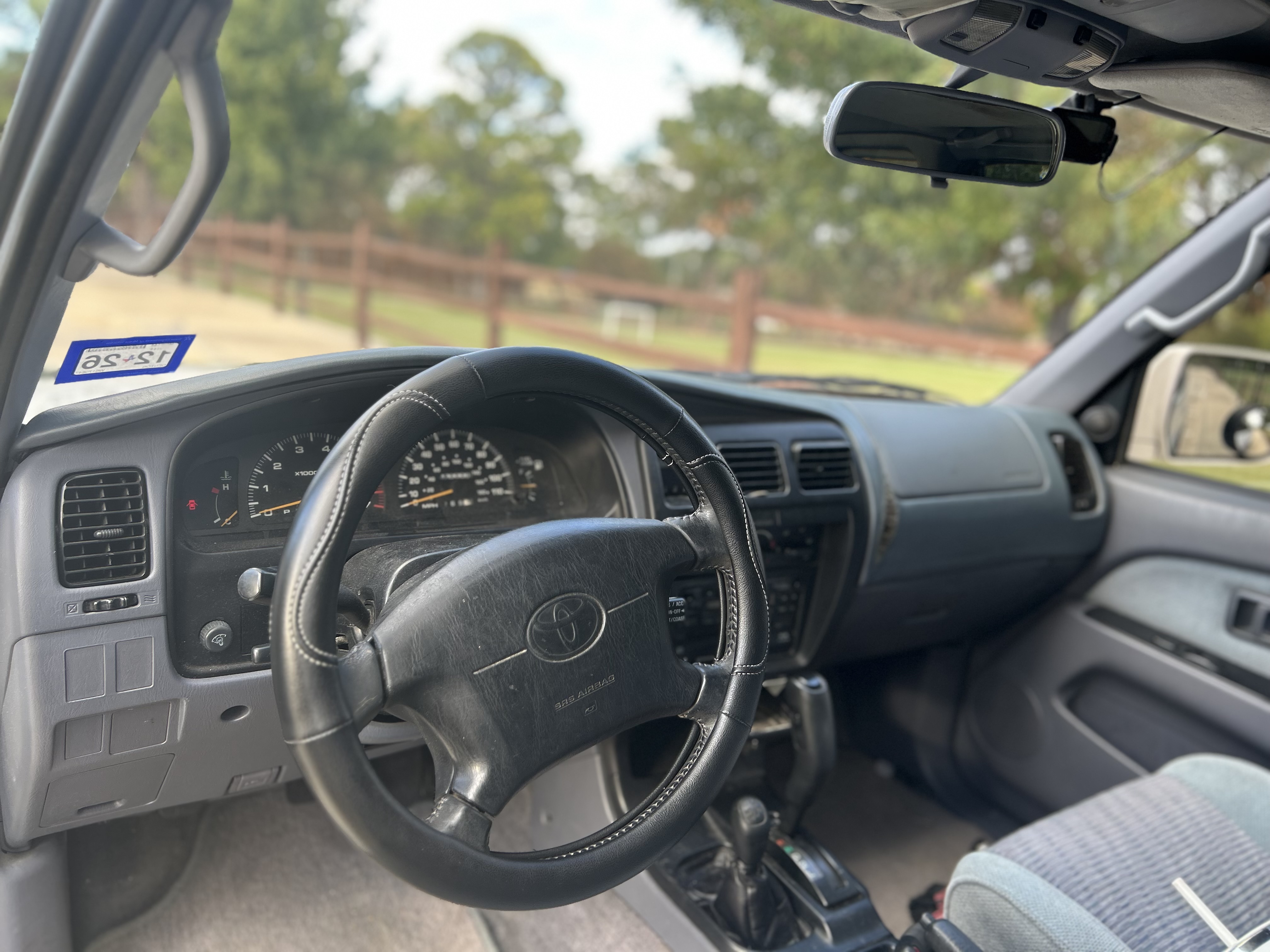 Used 1998 Toyota 4Runner SR5 AWD/4WD image 9