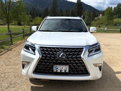 Used 2020 Lexus GX 460 Premium w/ Premium Package AWD/4WD image 1