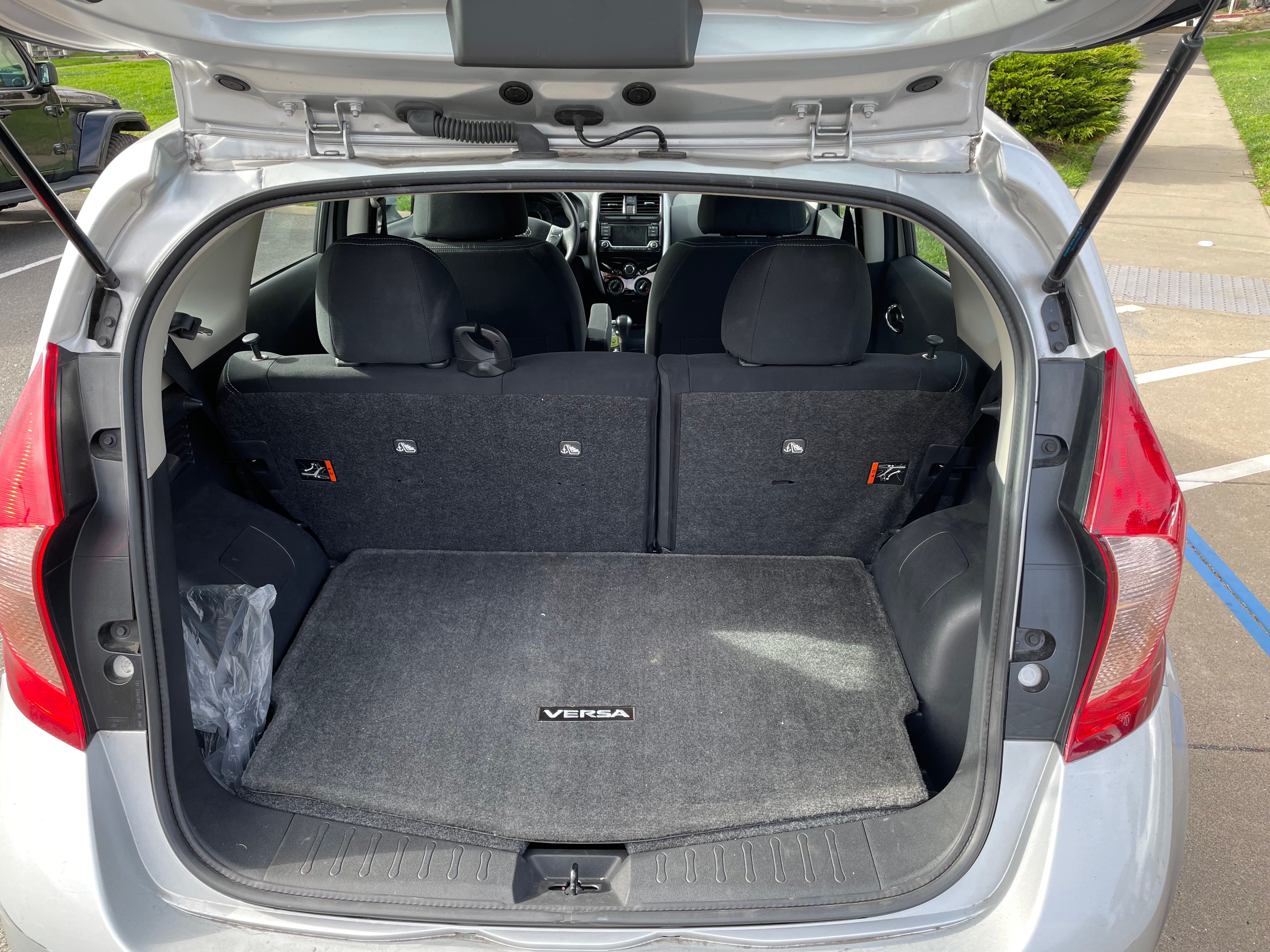 Used 2016 Nissan Versa Note SV FWD image 10