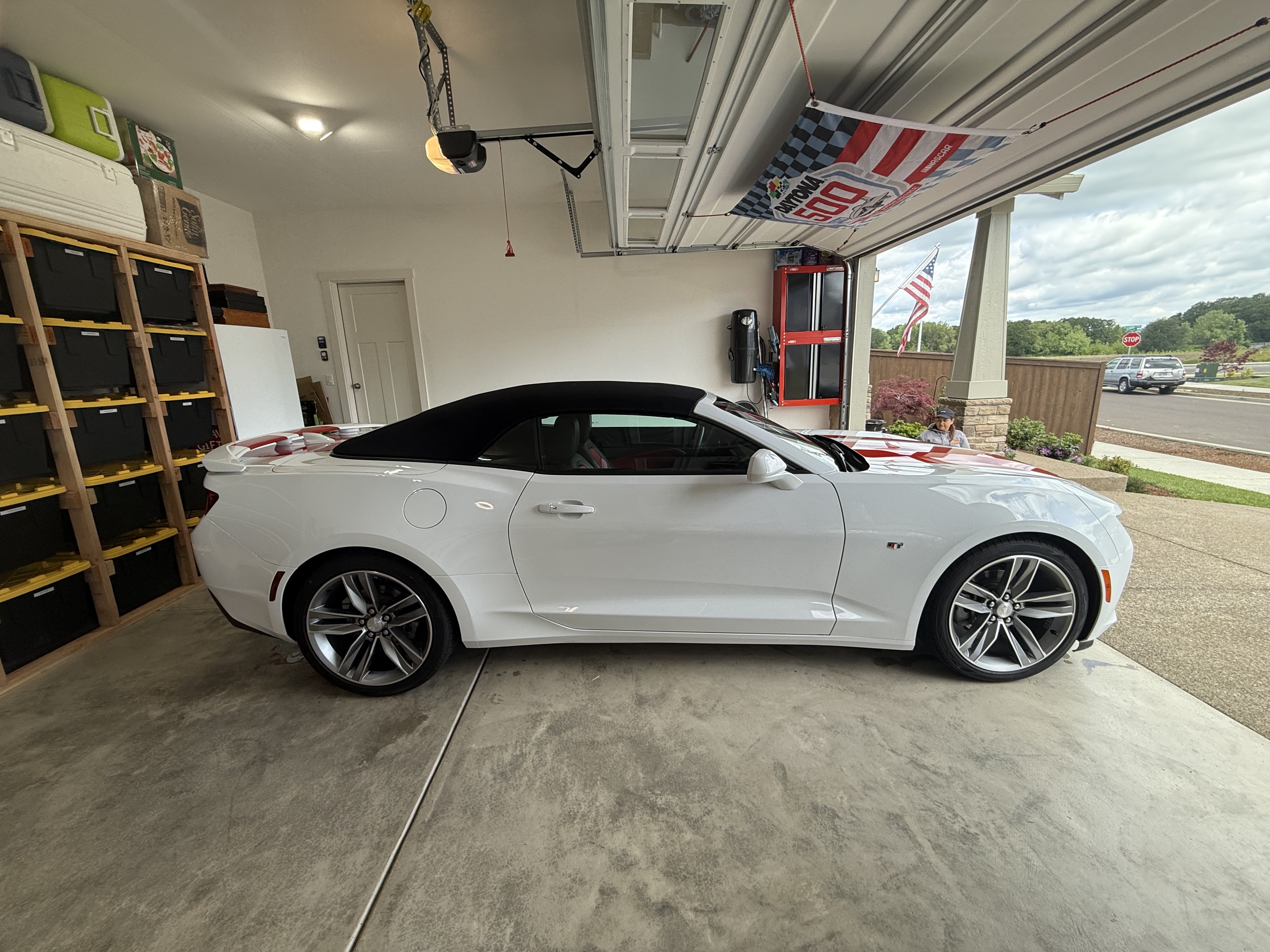 Used 2017 Chevrolet Camaro LT RWD image 12