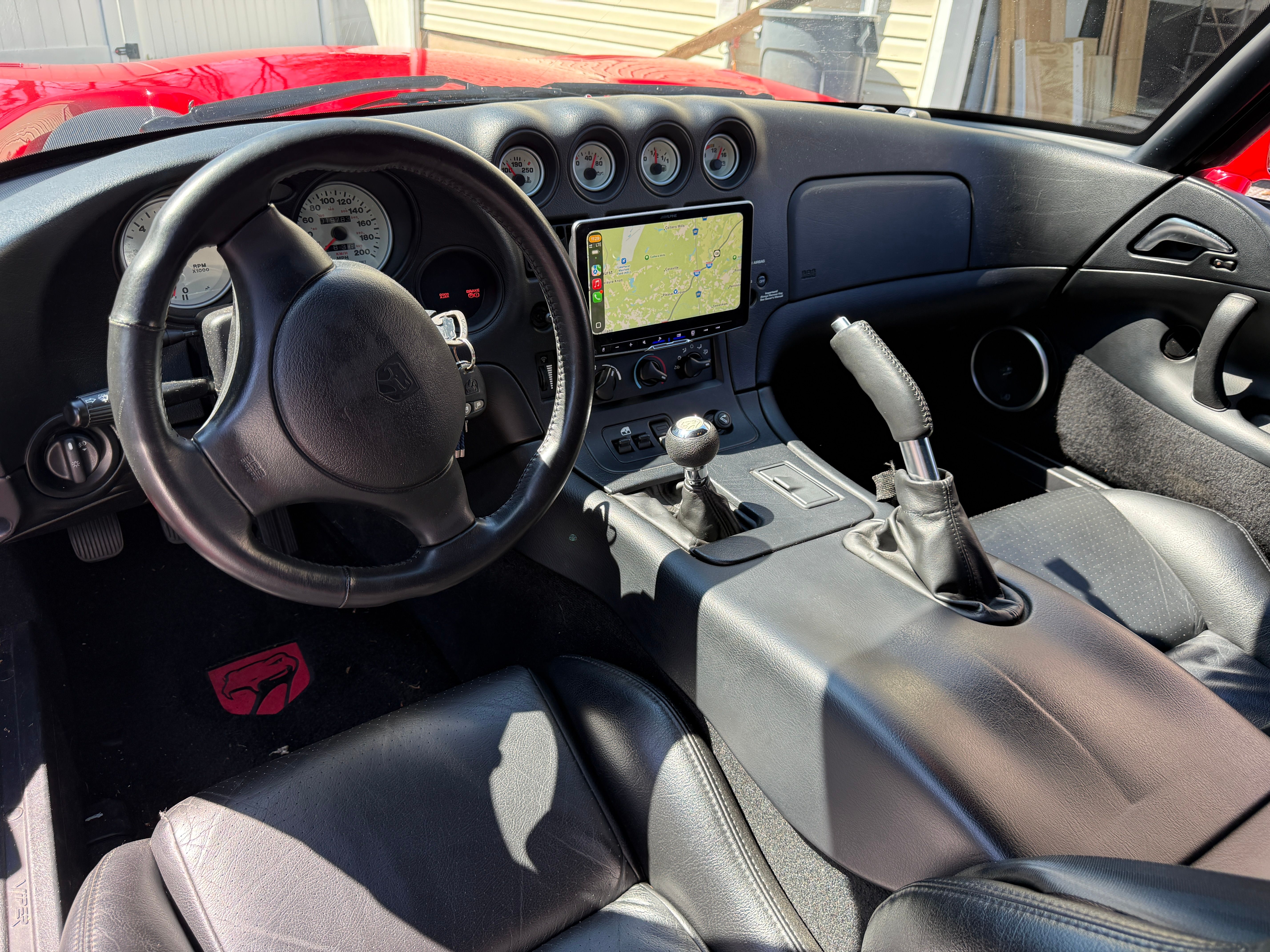 Used 1999 Dodge Viper GTS RWD image 17