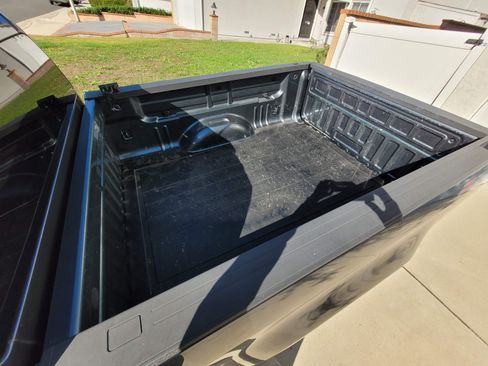 Used 2015 Chevrolet Colorado Z71 w/ LPO, Gearon Bar Package image 10