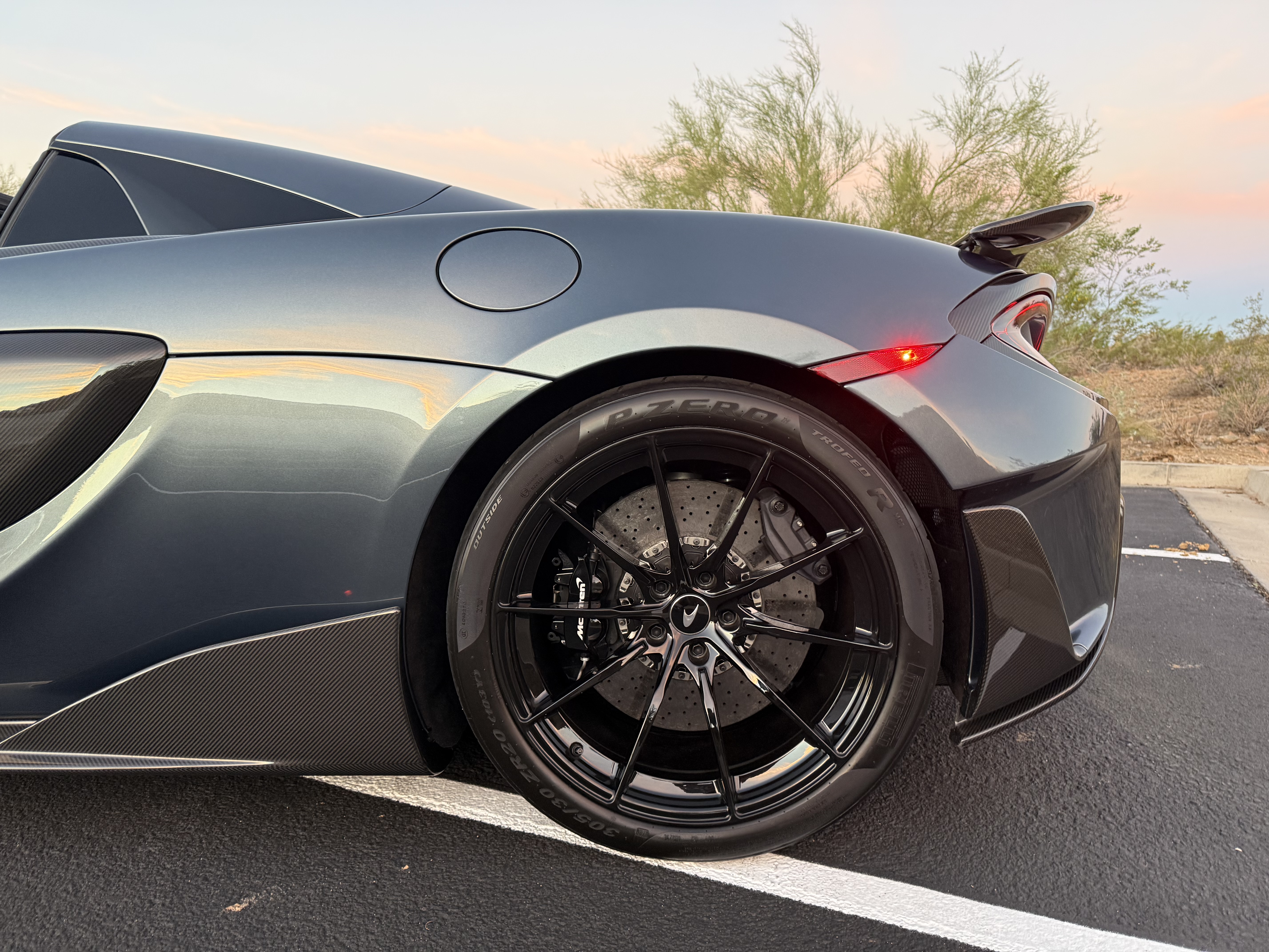 Used 2020 McLaren 600LT Spider RWD image 15