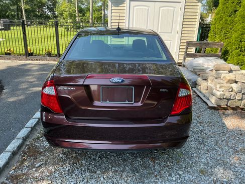 Used 2012 Ford Fusion SE FWD image 2