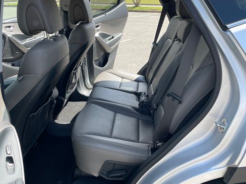 Used 2014 Hyundai Santa Fe Sport w/ Technology Package 04 FWD image 11