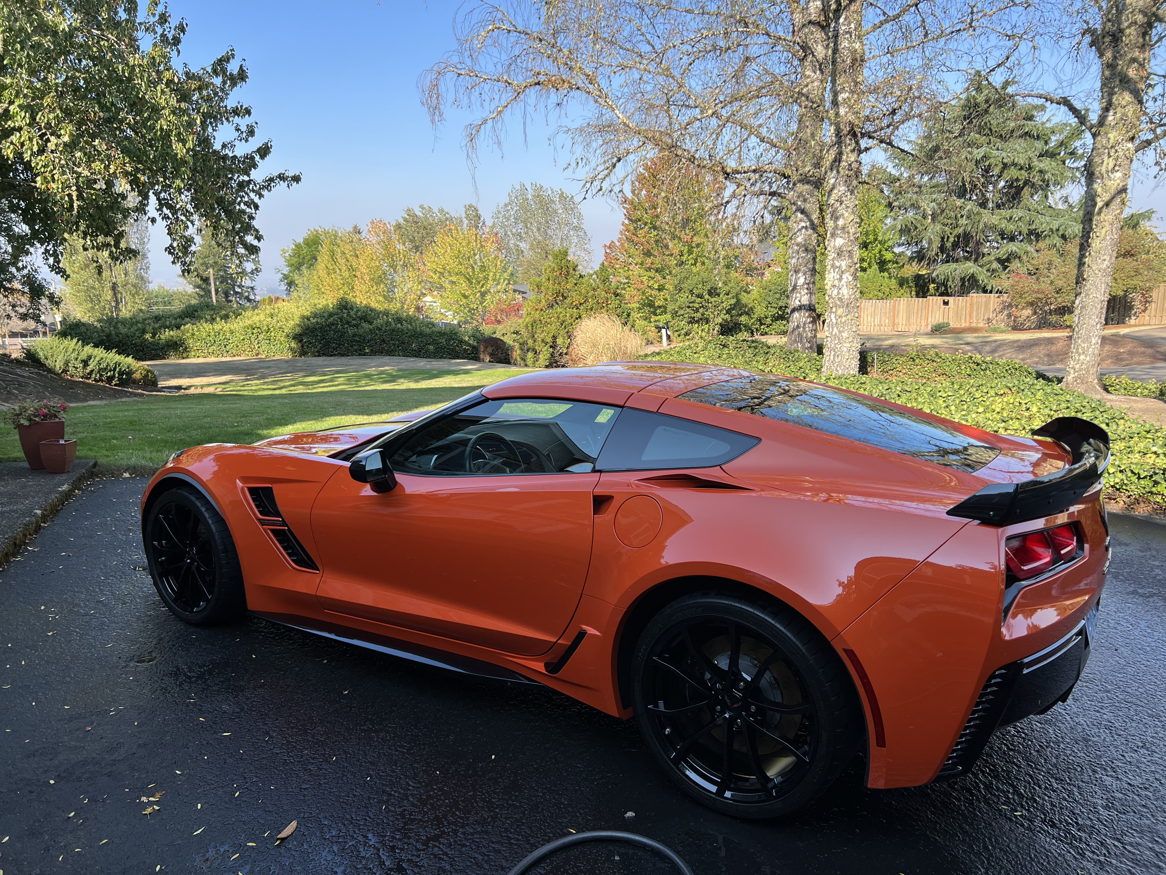 Used 2019 Chevrolet Corvette Grand Sport w/ Carbon Flash Badge Package RWD image 4