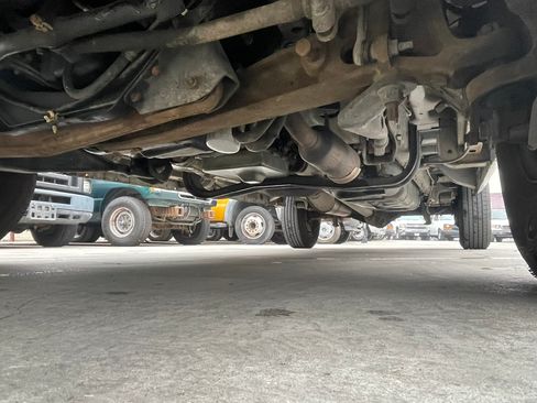 Used 2010 Ford E-250 and Econoline 250 image 28