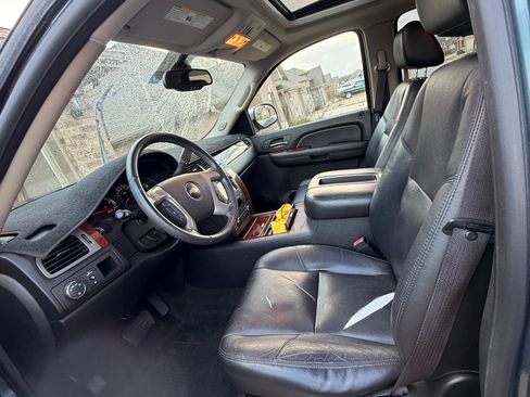 Used 2009 Chevrolet Tahoe LTZ image 16