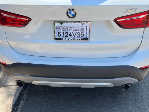 Used 2018 BMW X1 xDrive28i AWD/4WD image 12