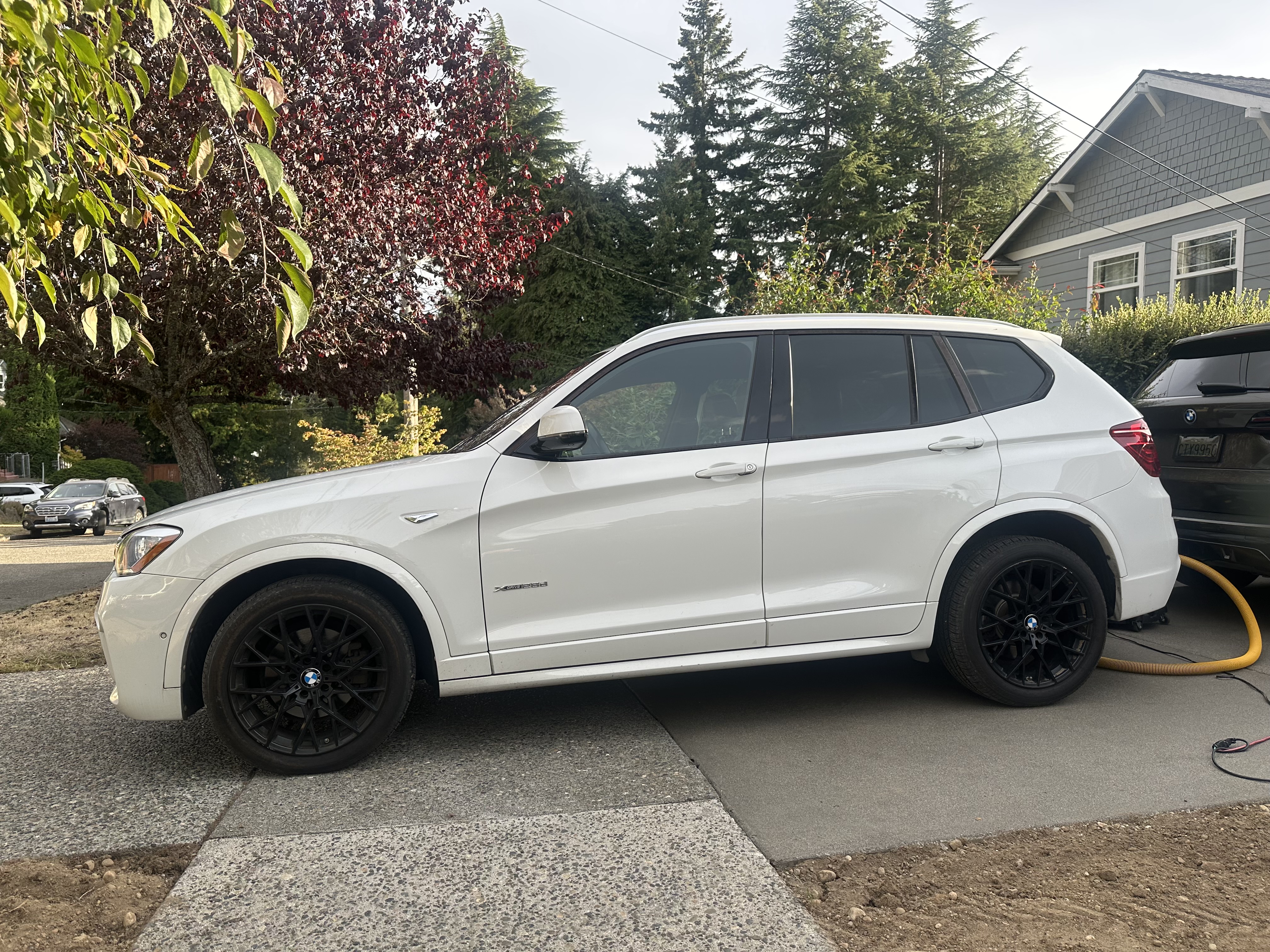Used 2015 BMW X3 xDrive28d AWD/4WD image 4