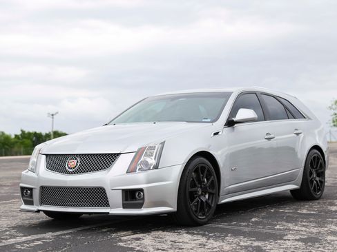 Used 2012 Cadillac CTS V RWD image 8