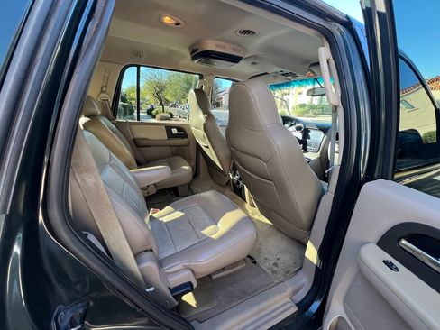 Used 2004 Ford Expedition Eddie Bauer image 15
