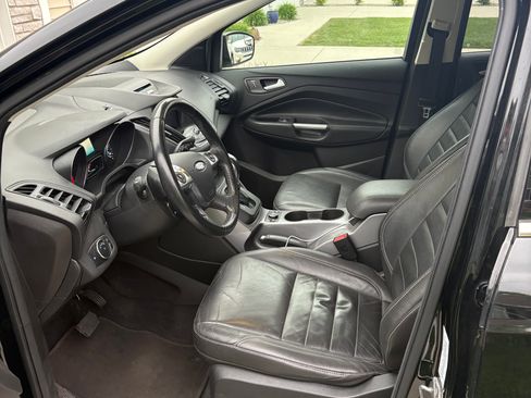 Used 2016 Ford Escape SE w/ SE Leather Comfort Package AWD/4WD image 11