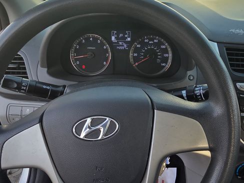 Used 2015 Hyundai Accent GLS image 13