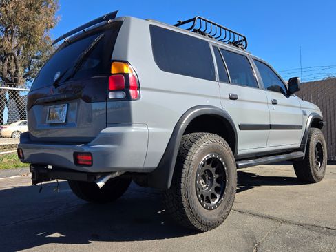 Used 2000 Mitsubishi Montero Sport LS image 4