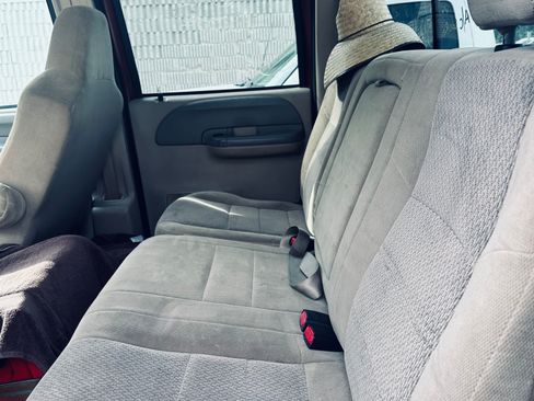 Used 2004 Ford F250 XLT AWD/4WD image 12