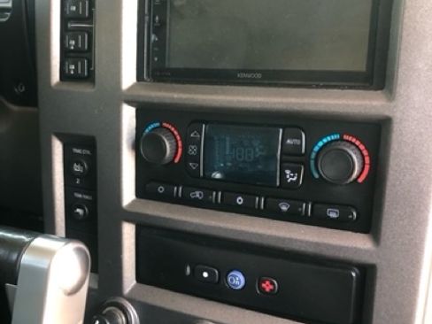 Used 2003 HUMMER H2 w/ Preferred Equipment Group image 15