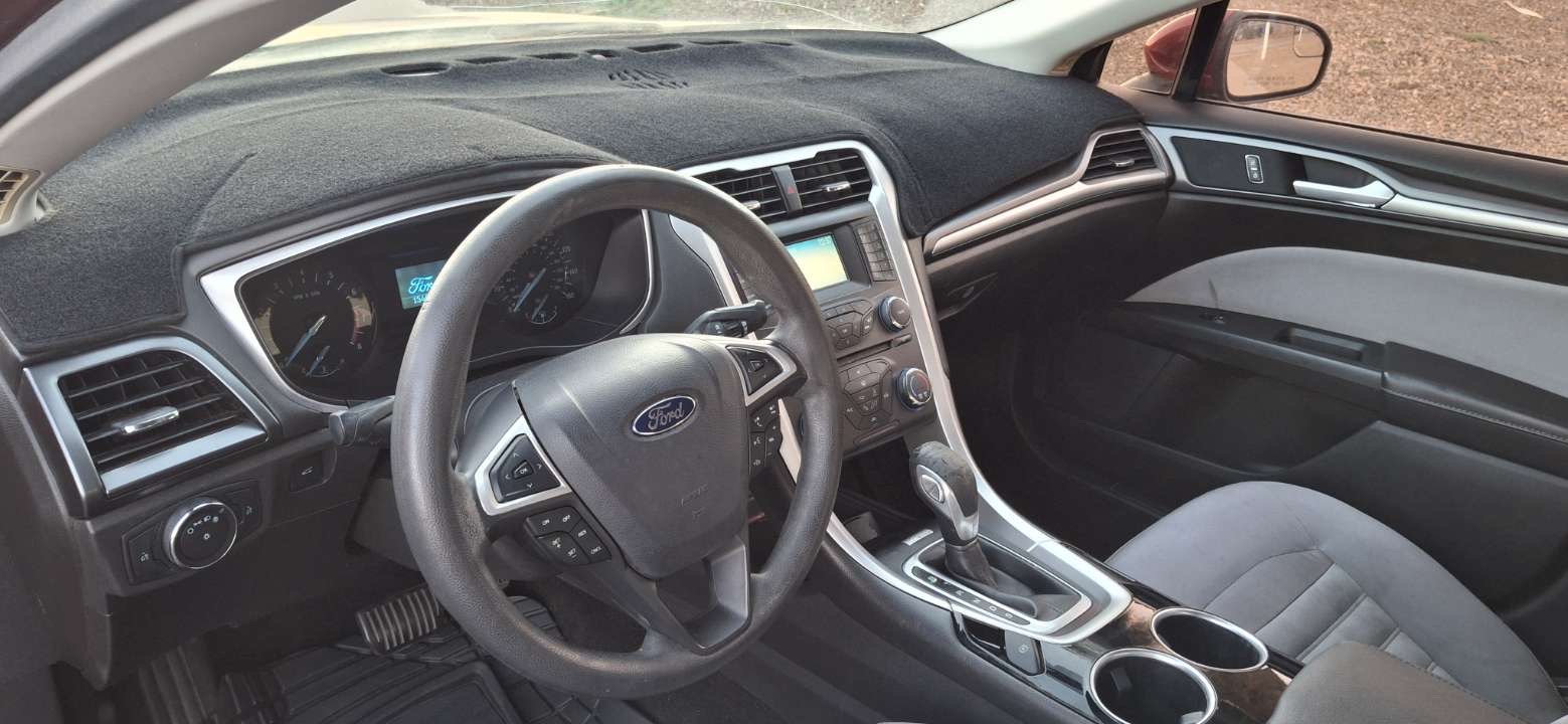 Used 2014 Ford Fusion S FWD image 9