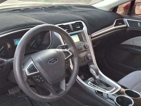 Used 2014 Ford Fusion S FWD image 9