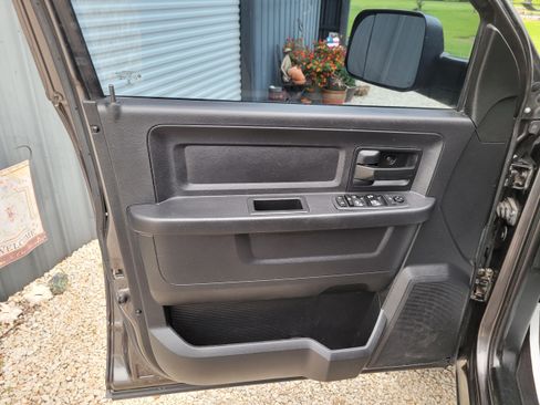 Used 2017 RAM 2500 Tradesman w/ Popular Equipment Group AWD/4WD image 13