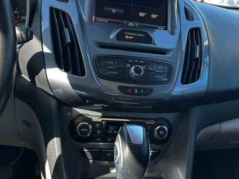 Used 2016 Ford Transit Connect Titanium image 12