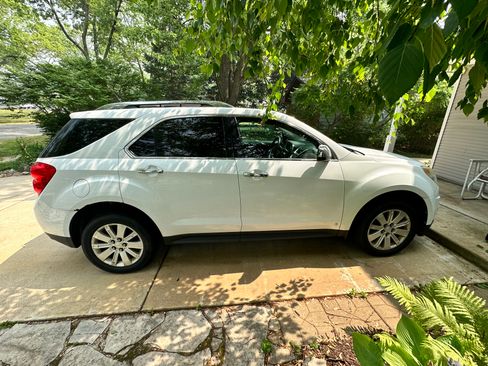 Used 2010 Chevrolet Equinox LTZ image 4