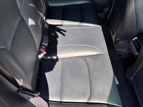 Used 2019 Tesla Model 3 Long Range image 16